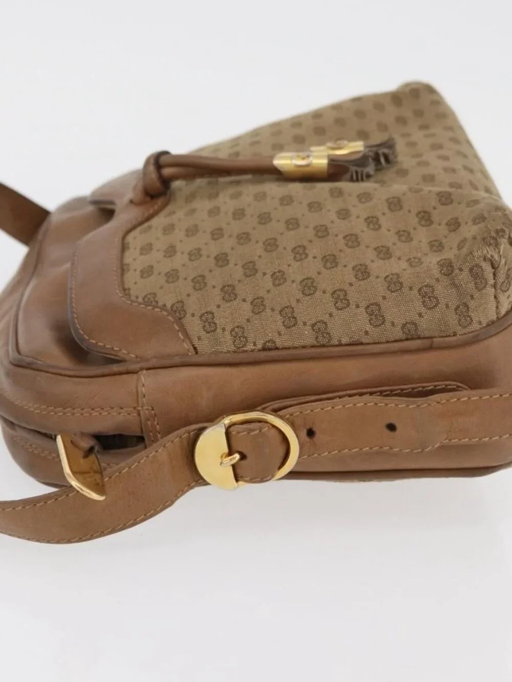 GUCCI Micro GG Supreme Shoulder Bag PVC Beige Gold Auth 175309